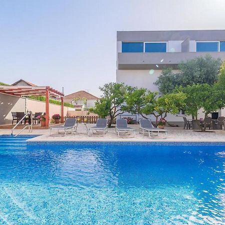 Apartments Villa Odesa With Shared Pool Zadar Exterior foto