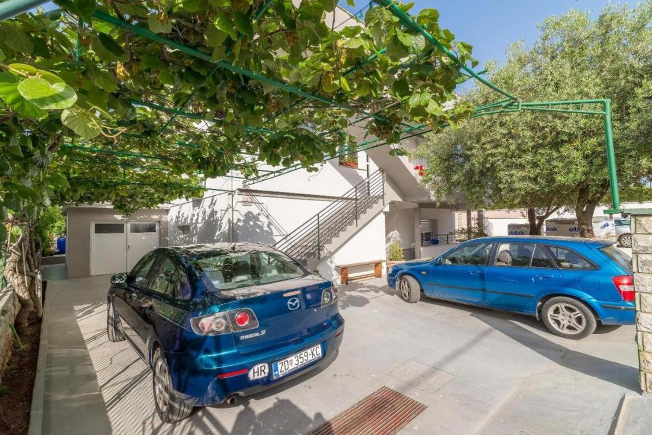 Apartments Villa Odesa With Shared Pool Zadar Exterior foto