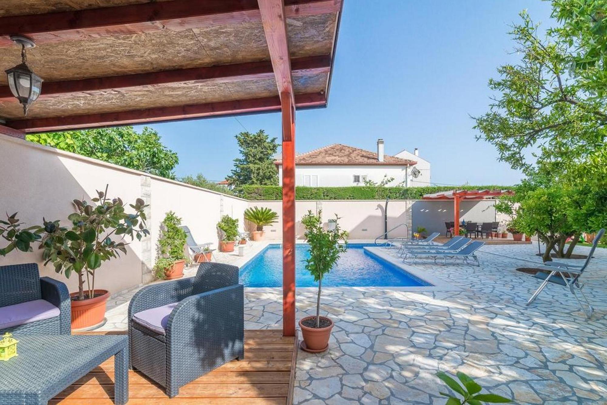 Apartments Villa Odesa With Shared Pool Zadar Exterior foto