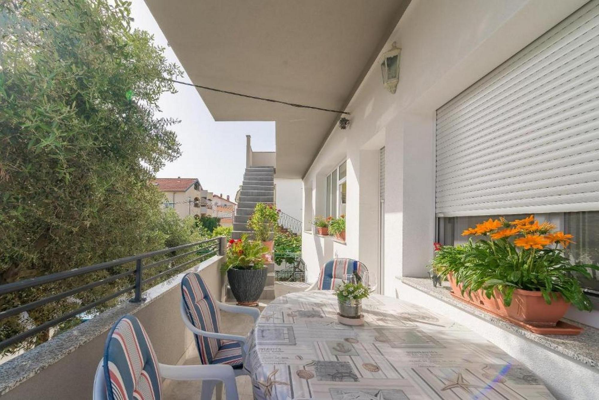 Apartments Villa Odesa With Shared Pool Zadar Zimmer foto