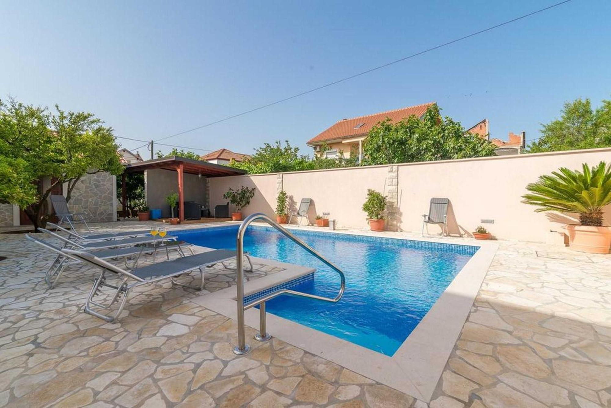 Apartments Villa Odesa With Shared Pool Zadar Zimmer foto