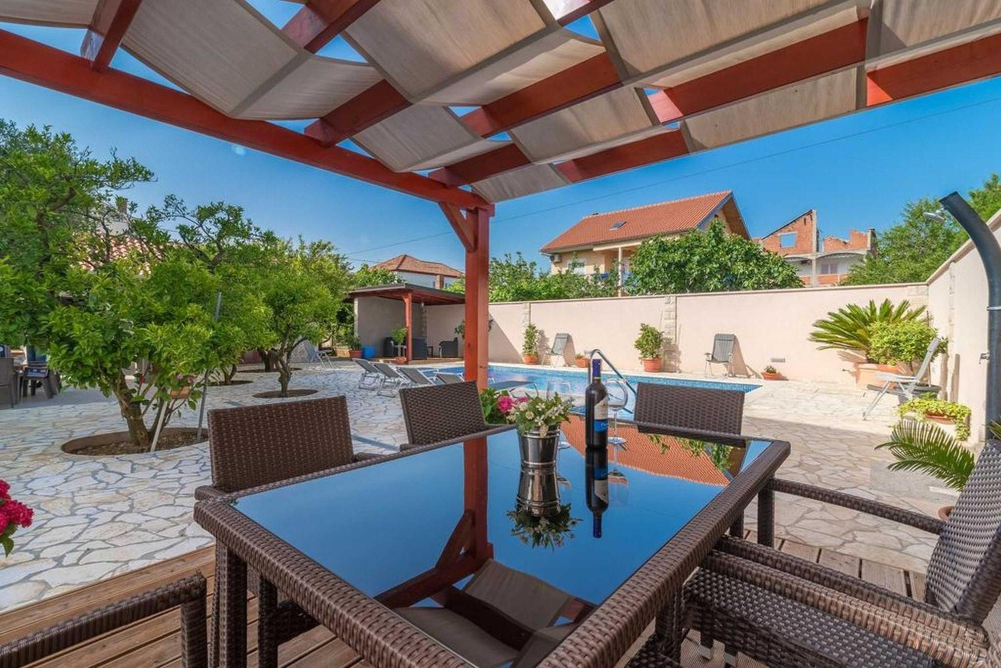 Apartments Villa Odesa With Shared Pool Zadar Zimmer foto
